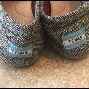 Toms size 9
